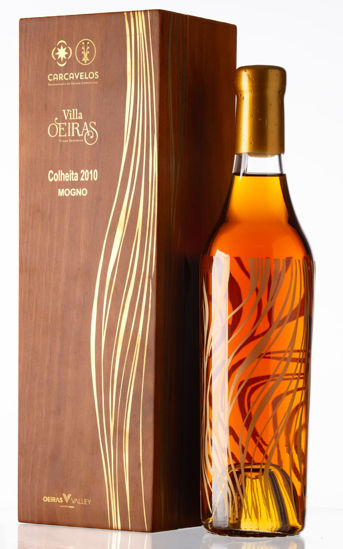 Imagem de VILLA OEIRAS GUITARRAS DO MARQUÊS COLHEITA 2010